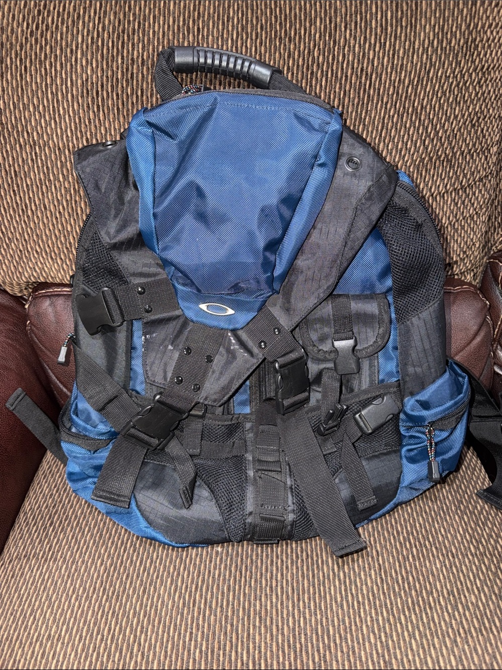 Vintage Y2K OAKLEY ICON Tactical Rucksack BACKPACK Blue + Black